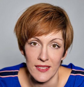 Die Stimmen von Saga Storify 18 Clarissa Hopfensitz 289x300 1