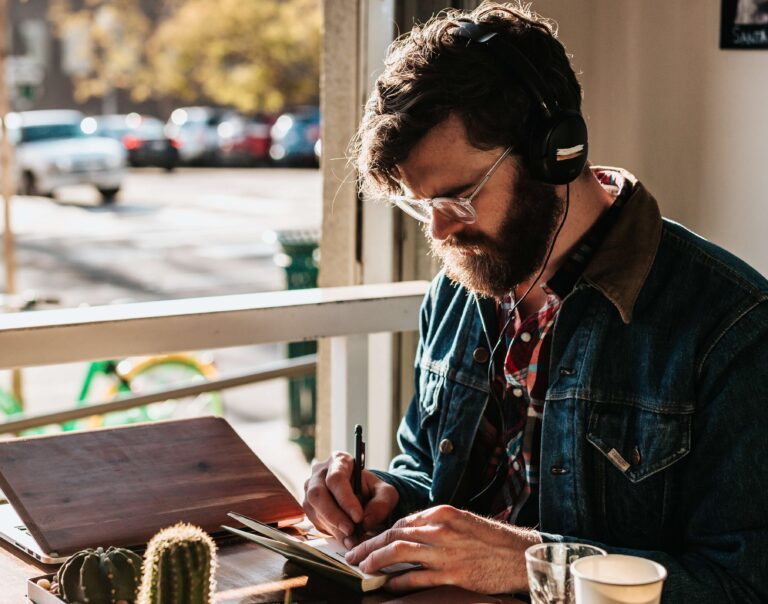 Der ultimative Leitfaden: Wie fange ich an, wenn ich ein Hörbuch veröffentlichen möchte?